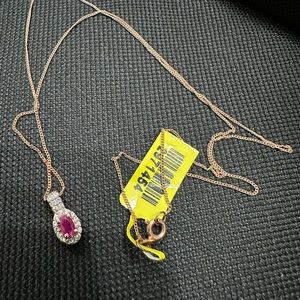 Beautiful copper necklace with a pink gem